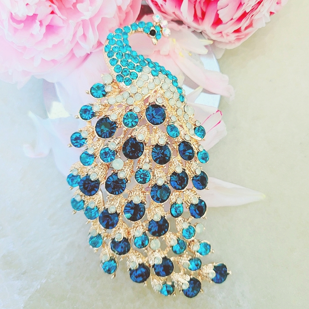 Jumbo Blue Peacock Paved Crystal Brooch Pendant Purse Charm NWT
